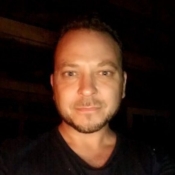 Profile picture of Chris